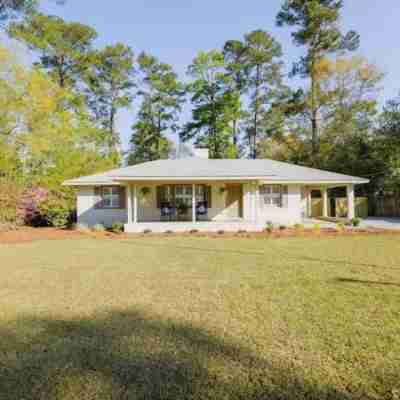 Pet Friendly, Huge Fenced in Yard, Fireplace, Firepit, Near Sgmc & Vsu & Eats Hotel Exterior