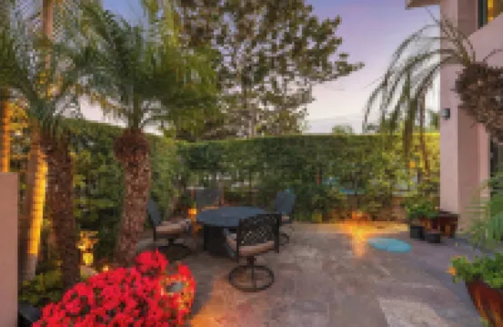 Sunset Beach House in Heart of La Jolla Shores