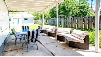 Quaint Downtown Studio 4 blocks off Main Hotels near Museum of the Rockies