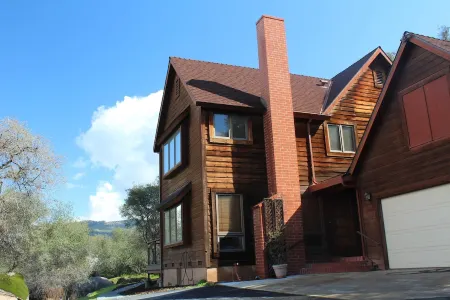 Hope's Vista - Pet Friendly, Great for Family Gatherings! Sleeps 12!