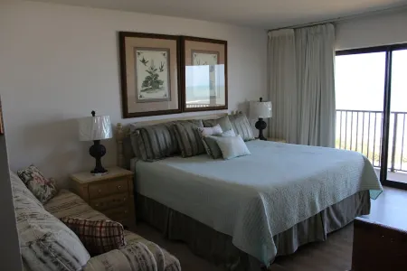 Direct Ocean 6th Floor 3-2 Panoramic View. Directly on the Beach with balcony Отели в г. Коко-Бич