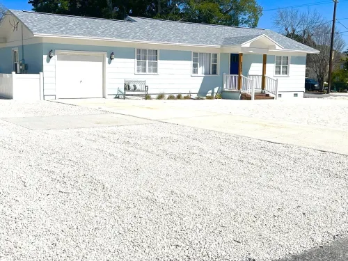 Blue Bayou - Charming home with heated pool, tiki and OPTIONAL BOAT DOCKAGE - مسبح خاص