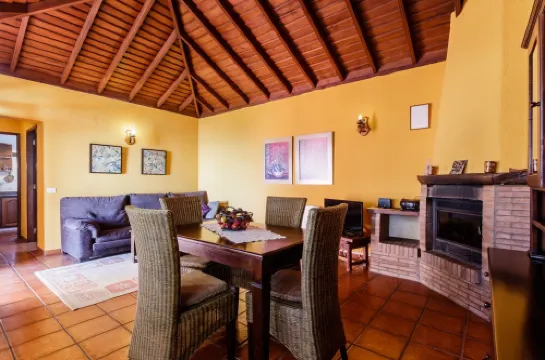 Casa Rural La Verada with private pool in the Northwest of La Palma