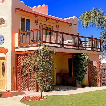 Cozy Casita, Overlooking Senoran Desert Peserve, Cave Creek