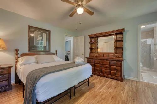 Peaceful Cottage w/Hot Tub in Appalachian Mountains - Near Fishing and Trails!