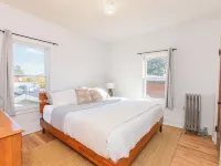 Modern Loft in Historic Birdtown - Unit 8 Hotels in Lakewood
