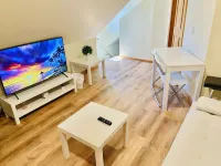 Bright, Stylish & Cozy Private Attic Unit near NYC Hotels in Paterson