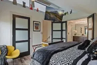 Magical Condo in Midtown!