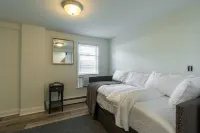 Clean Luxurious Retreat, Parking, Restaurants, Near New Hope. <1mile Del river - balcony