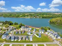 Bright airy lakeside home in gated community