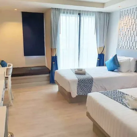 101 Hotel Roi Et Отели рядом с достопримечательностью «Озеро Быэнг Пхалан Чай»