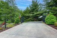 Cozy Cabin - Fire pit, Upscale Area, Near I44 & HWY 65