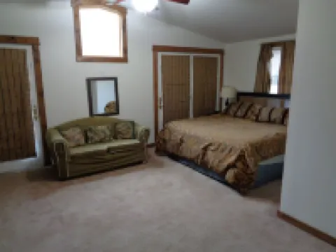 5 br 3.5 bath House at Timberline