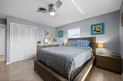 BEAUTIFUL HOME WITH HEATED POOL!!!