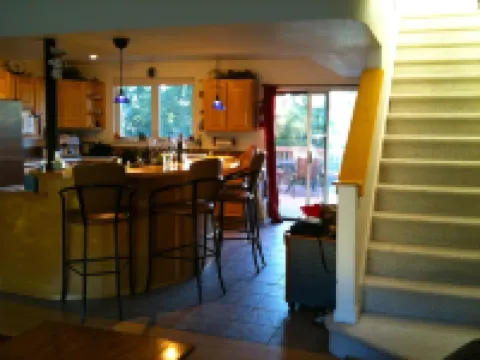 5 Bedroom Home in South Boulder; Great Views; Access to Hiking Trails