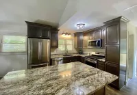 Leaf Peeping Flash Sale! 10 Out of 10! Come Enjoy This Newly Renovated Home!