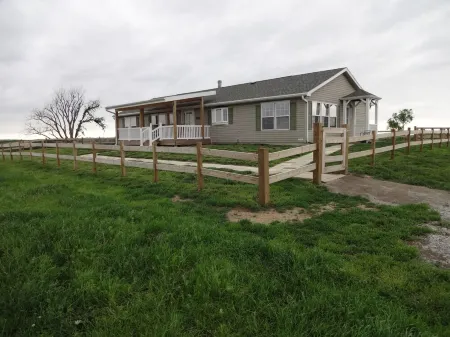 Escape To The Country In Comfort And Style In An Eco-Friendly House