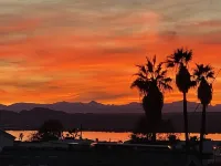 5 Minutes to Lake Havasu State Park - Boat Parking!
