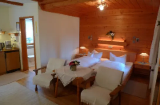 Nice cozy apartment (28sqm) for non-smokersBread service Hotels in Schneizlreuth