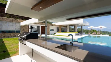 รูปภาพของFinest Blue View Luxe