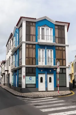 中央旅館 蓬塔德爾加達住宿飯店