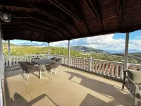 Eleftherion Comfort Living Lefkada Hotel di Apollonii