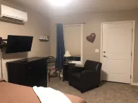 Greystone Crossing Suite #10 Hotels in Heyburn