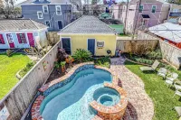 Historic Oasis. Heated pool, Historic Oasis. Heated pool spa large backyard