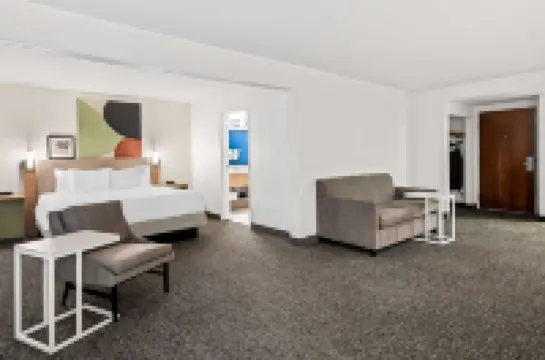 Spark by Hilton Port Wentworth Savannah