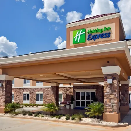 Holiday Inn Express & Suites CUERO by IHG