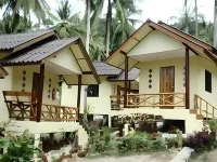Day Night Bungalow & Bar