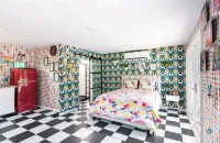 MID CENTURY TINY FOREST HOME CLOSE TO DISNEY WORLD 캘버리 피르스트 어셈블리 오브 가드 헤인스 시티 주변 호텔