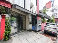 FabHotel Blue Moon Home Stay Hotell i South Extension I