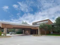 The Carlton Lodge Hotels in Lenawee County