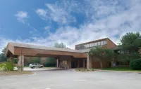 The Carlton Lodge