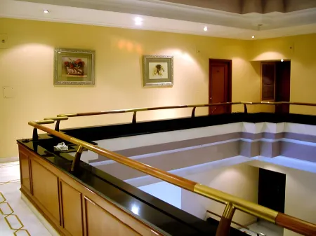 Hotel Ambaji International Отели в г. Дхекал