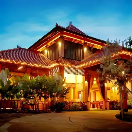 Nyiur Indah Beach Hotel