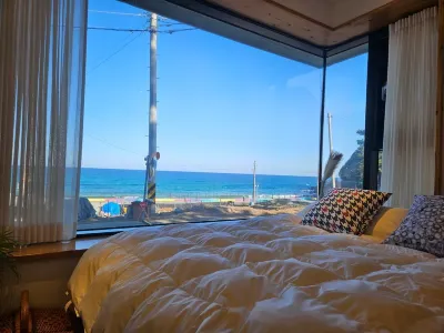 Goseong Stay Naru Hotels near Hwajinpo Lake