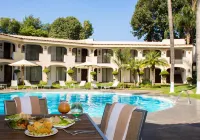 Hotel Guadalajara Plaza Ejecutivo - Swimmingpools