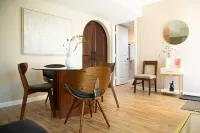 Granada Luxurious: Cozy Private Retreat w/ Pool Hotels in Casas Adobes