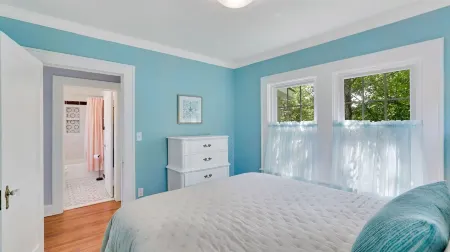 Updated 1930s carriage house in Ardsley Park