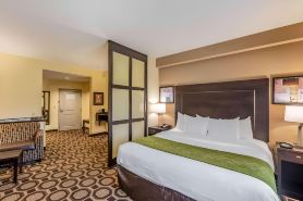 Holiday Inn Express & Suites Lexington