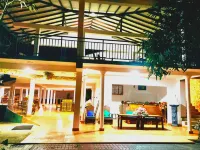 Rainforest Lodge, Deniyaya Singheraja Hotels in Deniyaya