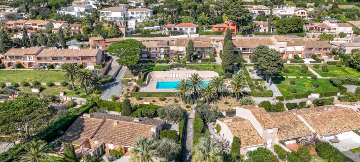 El Cantarello Hotele w: Sainte-Maxime