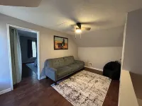 Charming 2-bedroom bungalow with WiFi and AC in brilliant Stillwater