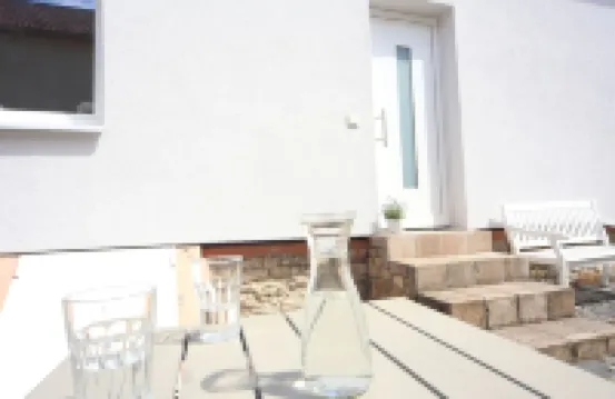 "Hofhaus": Cozy little house with Mediterranean courtyard & garden in Mainz