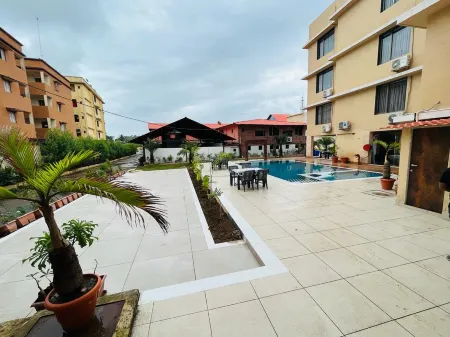 Hotel Prince Garden Daman