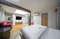 Daegu Icheondong W New York