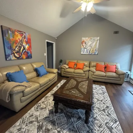 Charming 4-bedroom/2 bath house with AC and WiFi in lovely Hephzibah