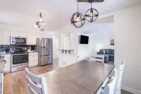 Bullzeye 3Bed2Bath, Full Townhome, Gameroom